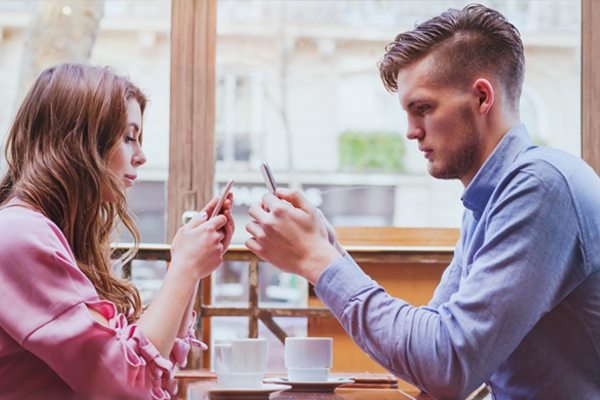 节日活动结束后,如何给客户群发短信